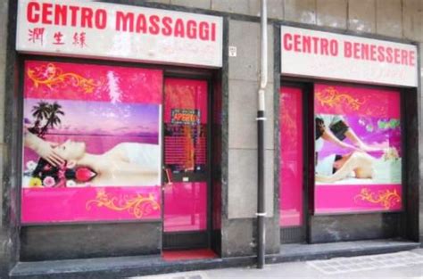 Erotic massage Novara
