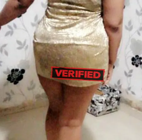 Wendy anal Prostitute Janub as Surrah