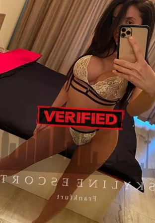Angelina Pornostarr Finde eine Prostituierte Werfen